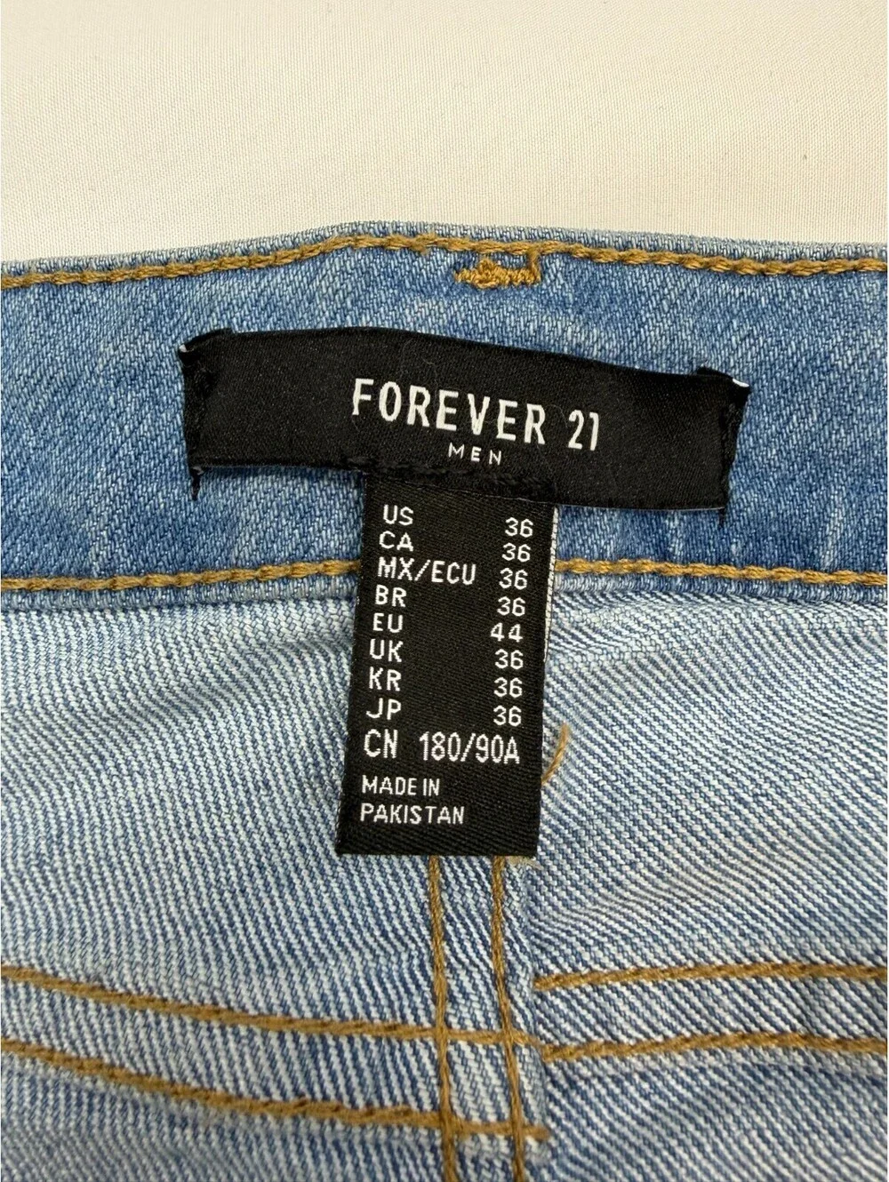Forever 21 Mens Jeans Straight Leg Wash Size 36 Blue